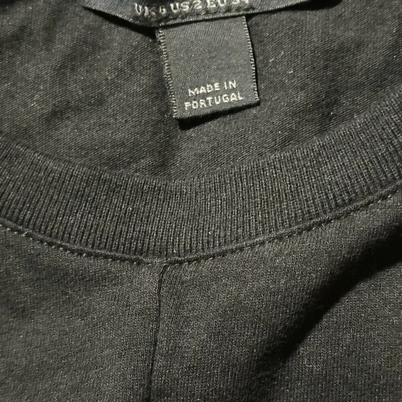 All Saints Black Crop Twisted Front Hem T-Shirt - Picture 6 of 9